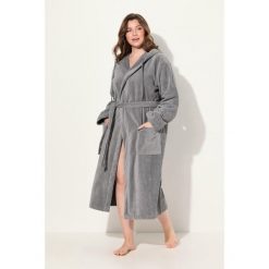 Damskie Szlafrok kaptur pasek trapezowy fason frotte. Fioletowe szlafroki damskie Ulla Popken, plus size, bez wzorów, z bawełny, plus size, bez ramiączek, bez kaptura. W wyprzedaży za 262.99 zł.