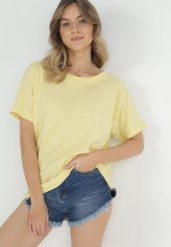 Żółty T-shirt Ammi. Żółte t-shirty damskie Born2be, s, bez wzorów, z bawełny, bez kołnierzyka, bez ramiączek. Za 29.99 zł.