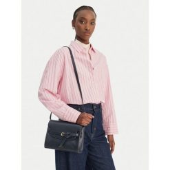 Torebka Coccinelle. Niebieskie listonoszki damskie Coccinelle, bez wzorów, bez dodatków. Za 1,249.00 zł.