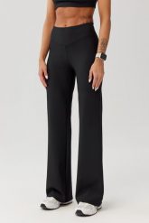 Damskie legginsy sportowe fitness Rough Radical Aven Long. Niebieskie legginsy damskie ROUGH RADICAL, bez wzorów, z dzianiny. Za 189.90 zł.