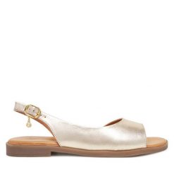 Sandały Lasocki. Czerwone sandały damskie Lasocki, bez wzorów, bez obcasa, na płaskiej podeszwie, bez zapięcia. Za 139.99 zł.