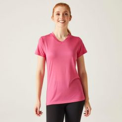 Fingal V-Neck damska koszulka. Czerwone koszulki sportowe damskie Regatta, bez wzorów, z tkaniny, bez ramiączek, trekkingowe. W wyprzedaży za 44.99 zł.