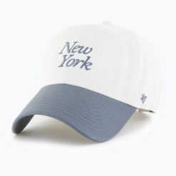 Czapka z daszkiem 47 Brand MLB New York Yankees Foundation Script TT CLEAN UP. Białe czapki damskie 47 Brand, na zimę, bez wzorów. Za 119.99 zł.