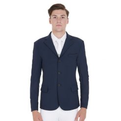 Kurtka jeździecka na zawody z boczną kieszenią na zamek Equestro. Niebieskie kurtki męskie EQUESTRO, m, bez wzorów, z elastanu, eleganckie, bez kaptura. Za 542.50 zł.