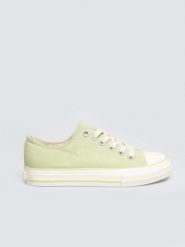 Trampki damskie niskie zielone TT274286 301. Zielone trampki i tenisówki damskie BIG STAR, bez wzorów, z jeansu, bez zapięcia. Za 129.99 zł.