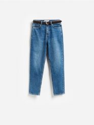 Jeansy mom slim z paskiem - granatowy. Niebieskie jeansy damskie Reserved, bez wzorów, z bawełny. Za 139.99 zł.