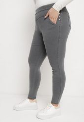 Ciemnoszare Spodnie z Gumką w Talii i Prostymi Nogawkami Lotlipa. Szare spodnie materiałowe damskie Born2be, bez wzorów, z jeansu, eleganckie, plus size. Za 44.99 zł.
