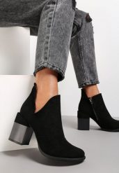 Czarne Botki Omphestra. Czarne botki damskie Renee, bez wzorów, z okrągłym noskiem, bez obcasa, na obcasie, bez zapięcia. Za 44.99 zł.