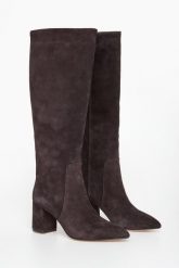 Kozaki damskie zamszowe TWINSET. Kozaki damskie Twinset Milano, bez wzorów, z zamszu, bez obcasa, bez zapięcia. Za 1,669.00 zł.