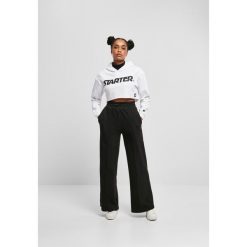 Damska bluza z kapturem Urban Classics Starter Cropped. Białe bluzy damskie Starter, bez wzorów, bez ramiączek, z kapturem. Za 244.50 zł.