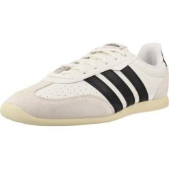 Buty ADIDAS KI6726 BARREDA LO Biały. Białe obuwie trekkingowe damskie Adidas, z tkaniny, bez zapięcia. Za 340.70 zł.