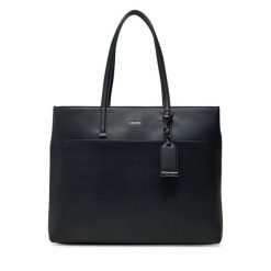 Torebka Calvin Klein. Czarne torebki do ręki damskie Calvin Klein, bez wzorów, bez dodatków. Za 349.99 zł.
