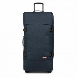 Torba podróżna Eastpak Tranverz L. Niebieskie torby podróżne damskie Eastpak, bez wzorów, z denimu. Za 804.35 zł.