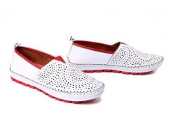 MANITU 840156-03 weiss, półbuty damskie. Białe półbuty damskie Manitu, na lato, w ażurowe wzory, z gumy, bez obcasa, bez zapięcia. Za 279.90 zł.