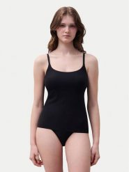 Chantelle Top Soft Stretch C10620 Czarny Slim Fit. Czarne topy damskie Chantelle, xl, bez wzorów, z syntetyku, bez kołnierzyka, bez ramiączek. Za 139.99 zł.