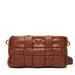 Torebka Guess. Brązowe listonoszki damskie Guess, z aplikacjami, bez dodatków. Za 639.99 zł.