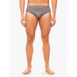 Slipy do biegania Base Layer Ultra Light 3D Męskie. Szare slipki męskie Brubeck, m, bez wzorów, z elastanu. Za 53.49 zł.