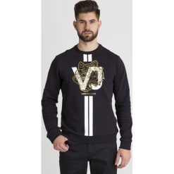 BLUZA VERSACE JEANS. Czarne bluzy męskie Versace Jeans, l, bez wzorów, z bawełny, bez ramiączek, bez kaptura. Za 431.00 zł.
