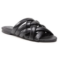 Klapki Eva Longoria. Czarne klapki damskie Eva Longoria, bez wzorów, bez obcasa, bez zapięcia. Za 339.99 zł.