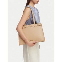 Torebka MEXX. Brązowe shopperki damskie Mexx, bez wzorów, bez dodatków. Za 299.99 zł.