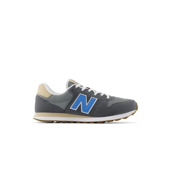 Buty sportowe sneakersy męskie New Balance 500. Białe buty sportowe męskie New Balance, bez wzorów, bez zapięcia, trekkingowe. Za 259.00 zł.
