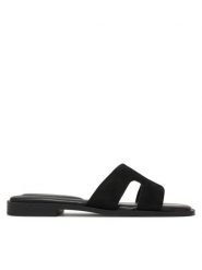 DeeZee Klapki DZ-S8A Czarny. Czarne klapki damskie DeeZee, bez wzorów, ze skóry, bez obcasa, bez zapięcia. Za 139.99 zł.
