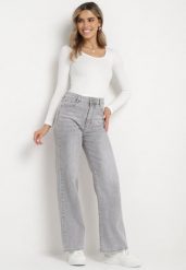 Jasnoszare Jeansy Szerokie z Bawełny z Wyższym Stanem Adrinca. Szare jeansy damskie Born2be, bez wzorów, z bawełny. Za 149.99 zł.
