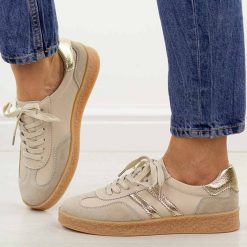 Beżowe skórzane półbuty damskie S.Barski 7059. Brązowe półbuty damskie S.BARSKI, na jesień, bez wzorów, z jeansu, casualowe, bez obcasa, na płaskiej podeszwie, bez zapięcia. Za 249.00 zł.