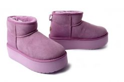 EMU AUSTRALIA W13082 Stinger Micro Flatform mauve mist, botki damskie. Fioletowe botki damskie Emu Australia, na zimę, bez wzorów, ze skóry, bez obcasa, bez zapięcia. Za 699.90 zł.