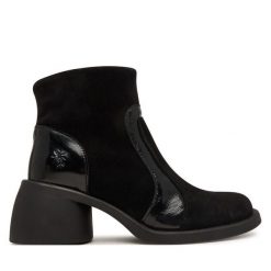 Botki Fly London. Czarne botki damskie Fly London, bez wzorów, bez obcasa, na słupku, bez zapięcia. Za 749.99 zł.