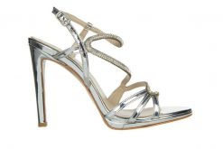 Sandały Bayla-187 589-531 Silver 187063, Złoty, Skóra ekologiczna - 41. Szare sandały damskie Bayla, bez wzorów, z lakierowanej skóry, bez obcasa, na platformie, bez zapięcia. W wyprzedaży za 179.10 zł.