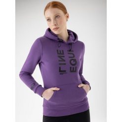 Bluza damska z kapturem Equiline Clemac. Fioletowe bluzy damskie EQODE BY EQUILINE, bez wzorów, sportowe, bez ramiączek, z kapturem. Za 506.50 zł.