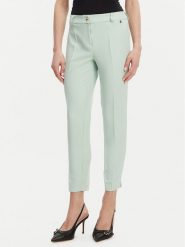 Maryley Spodnie materiałowe 25EB52Z/M24/43SP Zielony Regular Fit. Zielone spodnie materiałowe damskie Maryley, bez wzorów, z materiału. Za 139.99 zł.