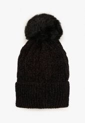 Czarna Czapka w Ozdobny Warkoczowy Splot z Pomponem Emmilae. Czarne czapki damskie Renee, bez wzorów, z dzianiny, eleganckie. Za 29.99 zł.