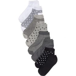 Skareptki do sneakersów (8 par) z bawełny organicznej. Niebieskie bielizna sportowa damska bonprix, bez wzorów, z bawełny. Za 64.99 zł.