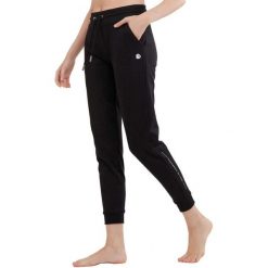 Spodnie treningowe damskie Fundango Stellar. Czarne spodnie dresowe damskie FUNDANGO, bez wzorów, sportowe. Za 179.90 zł.