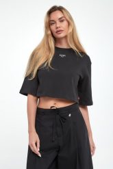 T-shirt damski Taky JOOP! JEANS. T-shirty damskie JOOP! Jeans, s, bez wzorów, z jeansu, bez kołnierzyka, bez ramiączek. W wyprzedaży za 179.25 zł.