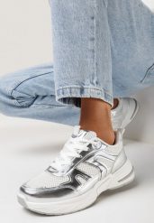 Srebrne Buty Sportowe z Metalicznymi Wstawkami i Siateczką Pareli. Białe obuwie sportowe damskie Born2be, bez wzorów, bez zapięcia. Za 119.99 zł.