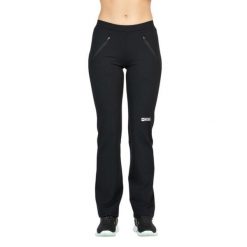 Długie legginsy damskie 8406 czarne - boot cut. Czarne legginsy damskie bez wzorów, z elastanu. Za 252.85 zł.