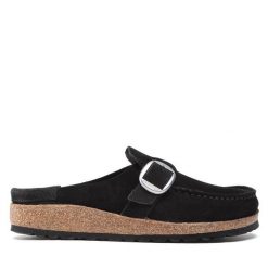 Klapki Birkenstock. Czarne klapki damskie Birkenstock, bez wzorów, bez obcasa, bez zapięcia. Za 679.99 zł.