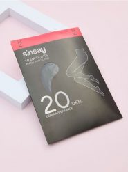 Rajstopy - czarny. Czarne rajstopy i pończochy Sinsay, bez wzorów. W wyprzedaży za 5.99 zł.