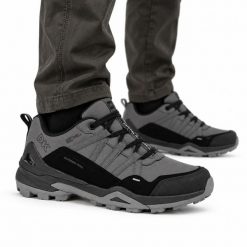 Buty męskie sportowe trekkingowe DK VENOM SOFTSHELL. Czarne trekkingi męskie DK, z materiału, bez zapięcia. Za 199.00 zł.