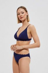 Gładki dół od bikini granatowy. Niebieskie stroje kąpielowe damskie MOODO, l, bez wzorów, z elastanu. W wyprzedaży za 14.99 zł.