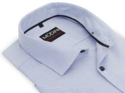 Koszula męska z krótkim rękawem w biało-błękitny wzór DK6. Białe koszule męskie Modini Moda Męska, m, bez wzorów, z bawełny, casualowe, bez kołnierzyka, bez ramiączek. W wyprzedaży za 148.50 zł.