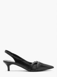 Czarne czółenka slingback z ozdobnymi paskami SARAH. Czarne czółenka damskie Ryłko, bez wzorów, z gumy, bez obcasa, na obcasie, bez zapięcia. Za 399.99 zł.