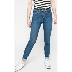 Wrangler - Jeansy. Niebieskie jeansy damskie Wrangler, bez wzorów, z bawełny. W wyprzedaży za 259.90 zł.