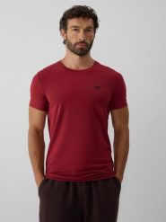 4F T-shirt regular gładki męski - burgundowy S. Czerwone t-shirty męskie 4F, m, bez wzorów, z bawełny, bez kołnierzyka, bez ramiączek. Za 59.99 zł.