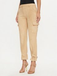 Guess Spodnie materiałowe New Marzia W4YB08 WE0L0 Beżowy Relaxed Fit. Brązowe spodnie materiałowe damskie Guess, z aplikacjami, z materiału. Za 339.99 zł.