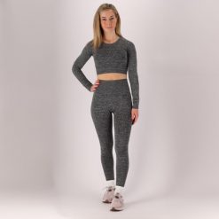 Damskie legginsy sportowe. Czerwone legginsy damskie Xtreme, l, bez wzorów, z poliesteru. Za 151.79 zł.