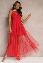 Czerwona Maxi Sukienka o Rozkloszowanym Fasonie z Długim Tiulem i Ozdobnymi Cyrkoniami Amorah. Czerwone sukienki damskie Renee, na imprezę, bez wzorów, z tiulu, eleganckie, bez kołnierzyka, bez ramiączek, maxi, rozkloszowane. Za 89.99 zł.